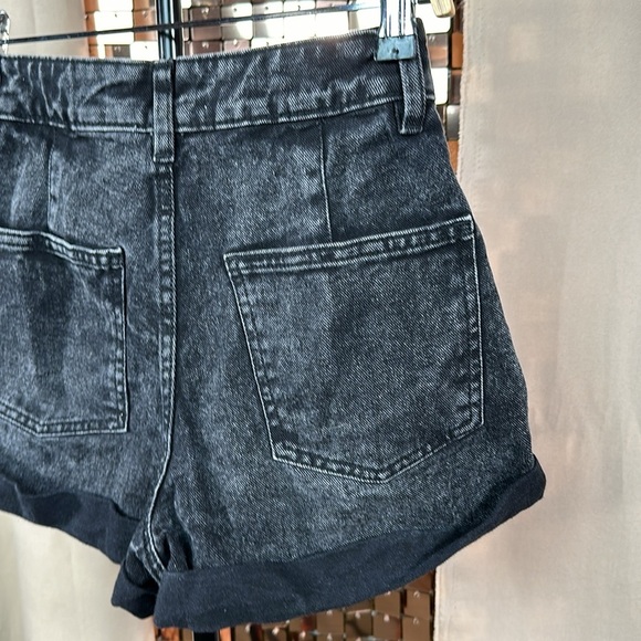 Refuge Charcoal/Black Mom Denim Jean Shorts Size 00 - Picture 8 of 9